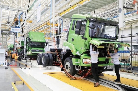 SHACMAN F2000 F3000 H3000 X3000 Máy kéo xe kéo đầu xe tải 40 60 80 100 tấn