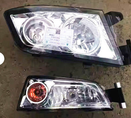 Sinotruk Howo Shacman C7H phụ tùng xe tải 812W25101-6002 Đèn phía trước phải Đèn mặt trước để thay thế