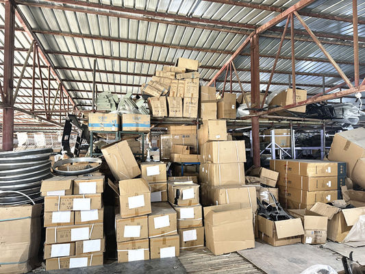 Phụ tùng phụ tùng xe tải Shacman M3000/X3000 khóa và cáp DZ14251110080 khóa ghế và dây thừng gắn kết nguyên bản
