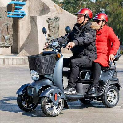 Xe điện bốn bánh gia đình xe tay ga nhỏ xe điện ba chỗ điều chỉnh cho người lớn và người cao tuổi cho giải trí